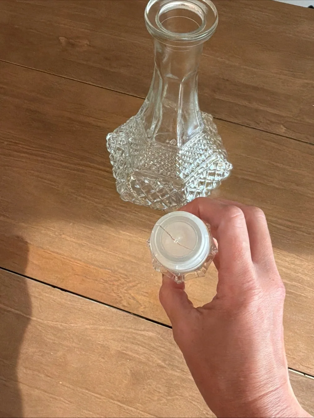 Vintage Clear Cut Glass Decanter with Stopper - Elegant Tabletop Carafe